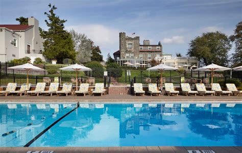 Top Hotels in Tarrytown, NY from $84 .